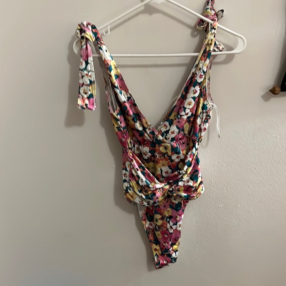 Floral bodysuit